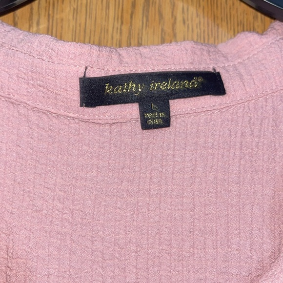 Women Kathy Ireland top - Picture 3 of 3